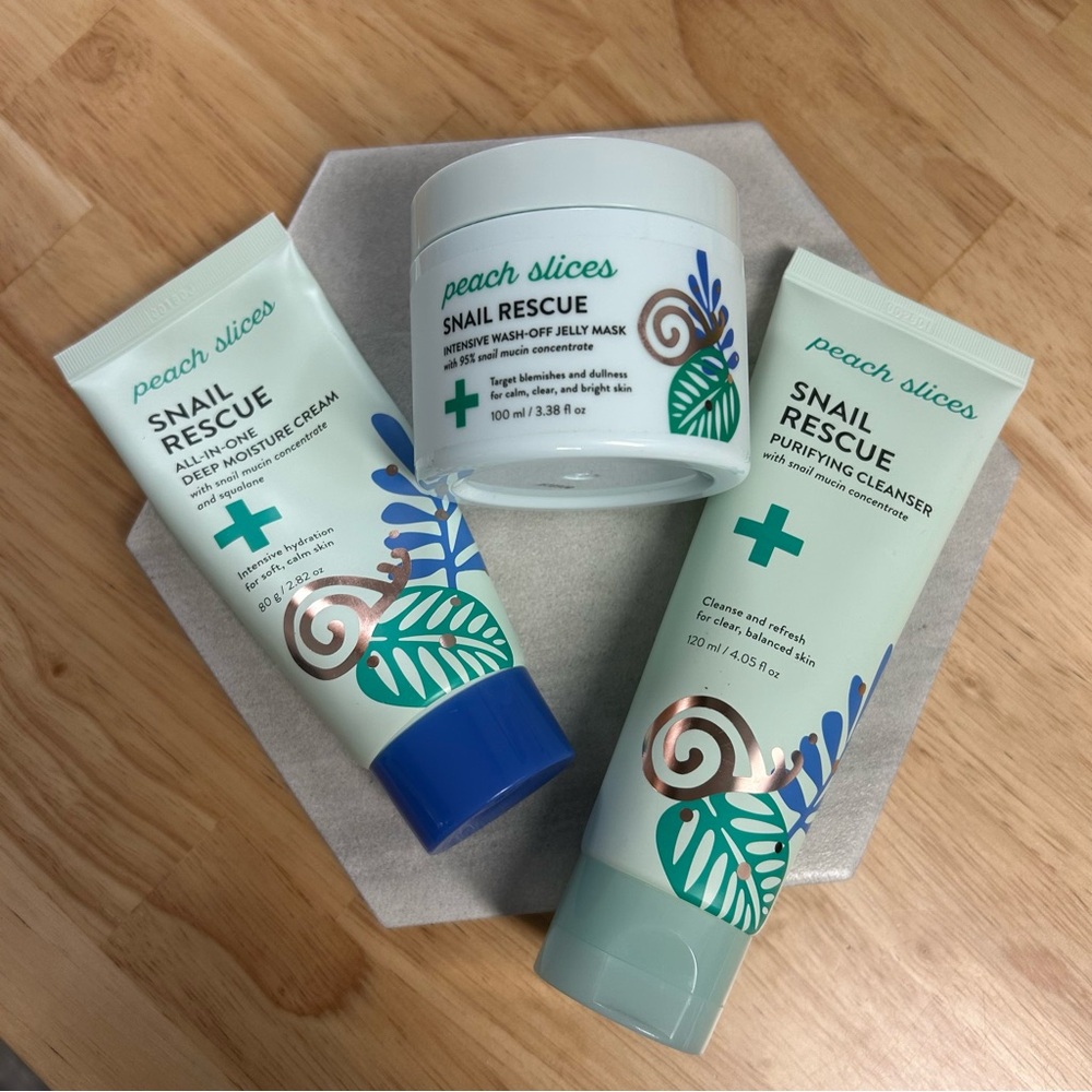 FREE W/$100 PURCH! 🧼 Peach Slices Snail Mucin Skincare